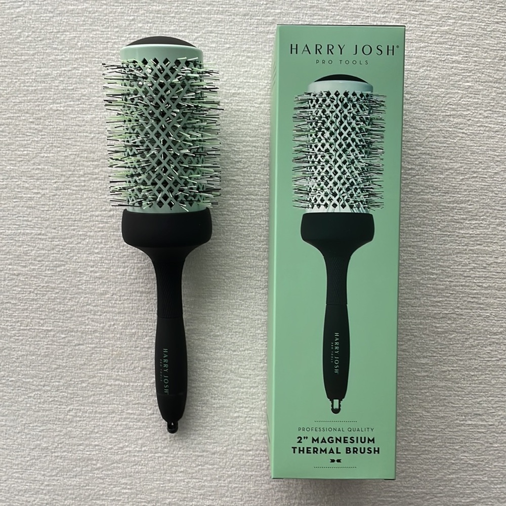 HARRY JOSH PRO TOOLS MAGNESIUM ROUND THERMAL BRUSH 2 INCH
